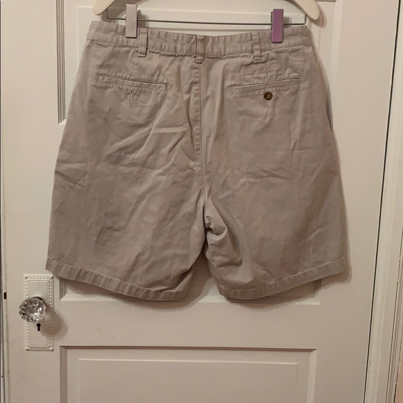 Brooks Brothers Men Shorts (BIN K) - Picture 2 of 3